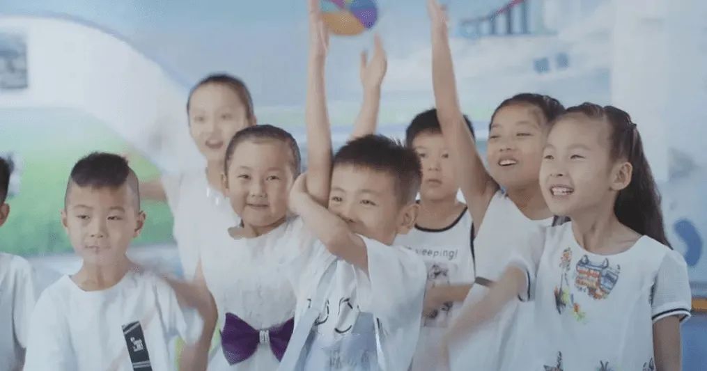 完美体育在线(中国)唯一官方网站丨每天一杯奶，幸福健康喝出来！！！