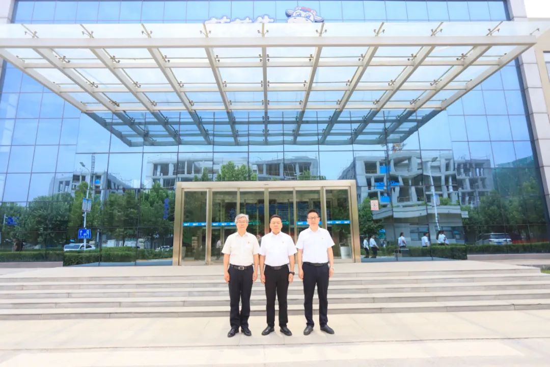 中国共产党完美体育在线(中国)唯一官方网站第二届委员会第二次党员大会胜利召开