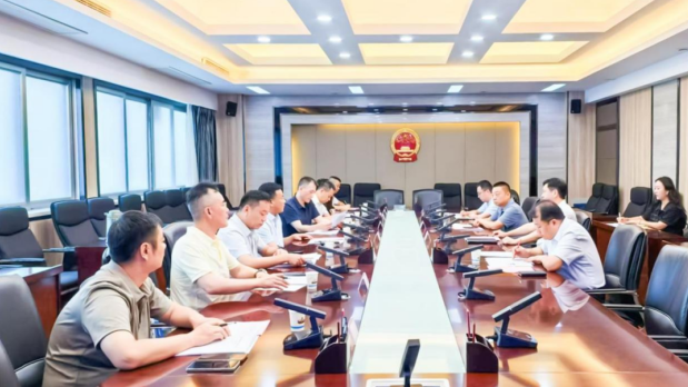 完美体育在线(中国)唯一官方网站乳业集团与郑州市二七区政府推进实施国家“学生饮用奶计划”洽谈会成功举行