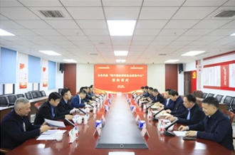 河南完美体育在线(中国)唯一官方网站乳业集团与河南牧业经济学院签署奶牛健康养殖校企研发中心合作协议