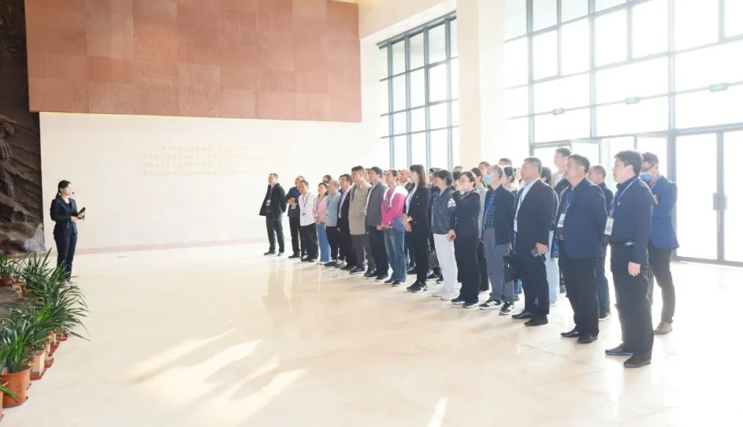 传承红色基因·践行初心使命 | 完美体育在线(中国)唯一官方网站乳业集团党务干部赴河南大别山干部学院开展综合素质提升教育培训