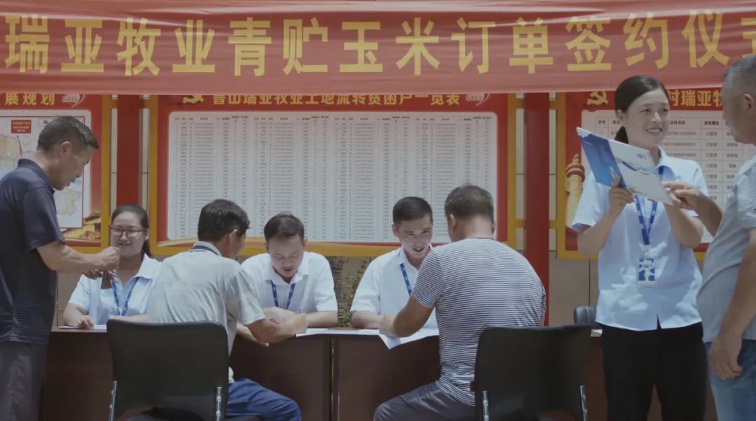 喜报 | 完美体育在线(中国)唯一官方网站乳业集团荣获“2022年度河南省食品行业履行社会责任优秀企业”荣誉称号