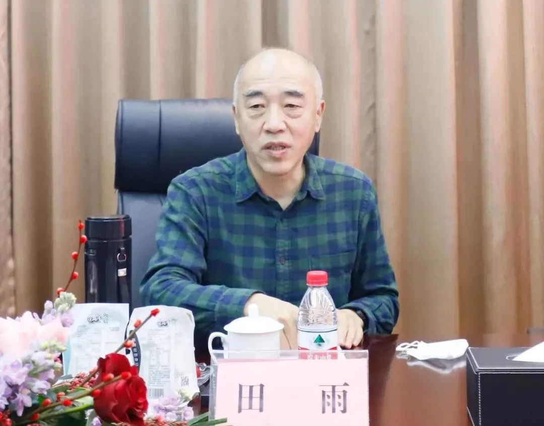 新年开新局 合作促发展丨佳木斯市委常委、副市长闫志刚一行莅临完美体育在线(中国)唯一官方网站乳业集团及佳田企业考察座谈