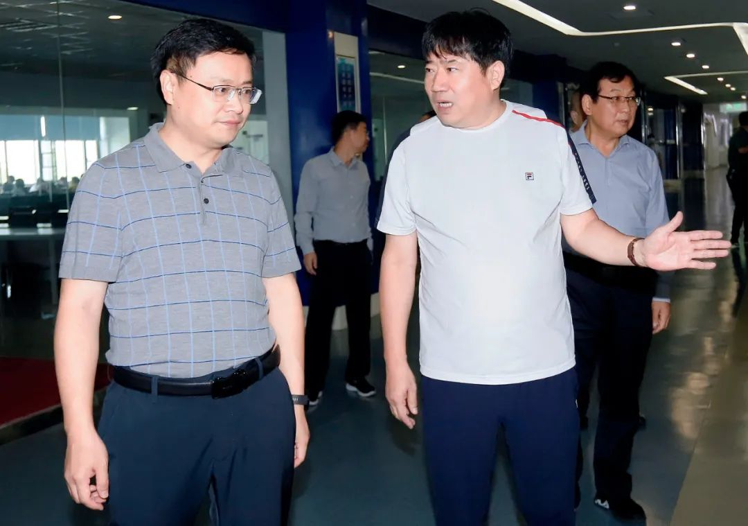 快讯｜社旗县人民政府县长关文波一行莅临完美体育在线(中国)唯一官方网站乳业集团参观考察