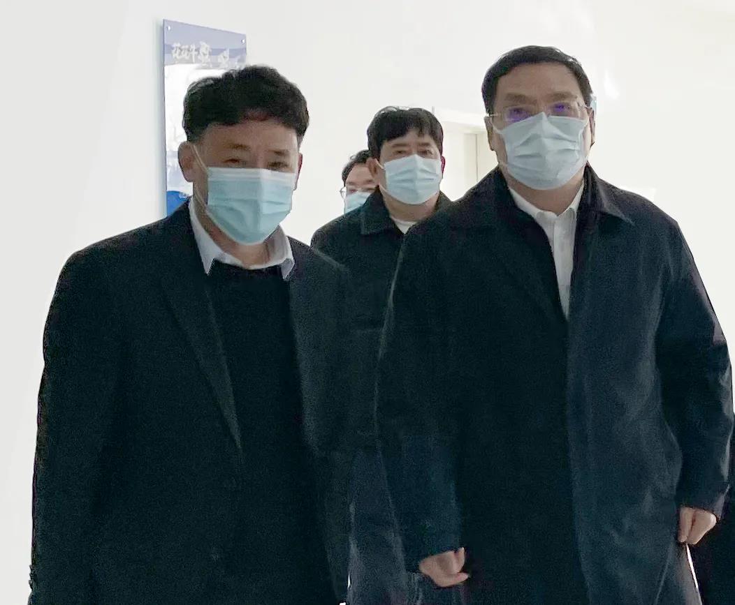 快讯 | 驻马店市委副书记、市长李跃勇一行莅临完美体育在线(中国)唯一官方网站乳业集团平舆瑞亚牧场调研