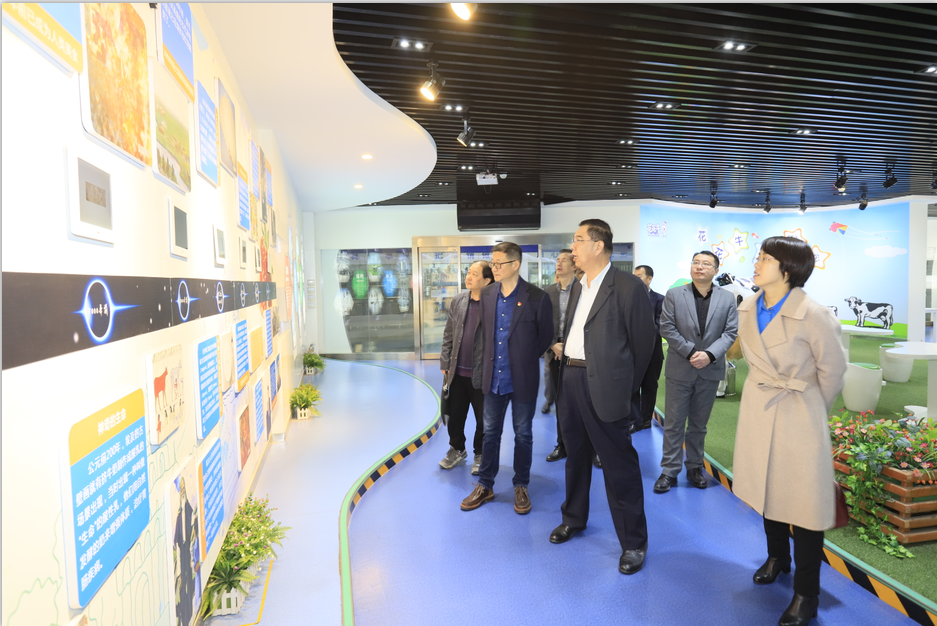 快讯 | 完美体育在线(中国)唯一官方网站乳业集团成为河南省食品工业协会食品质量安全分会副会长单位