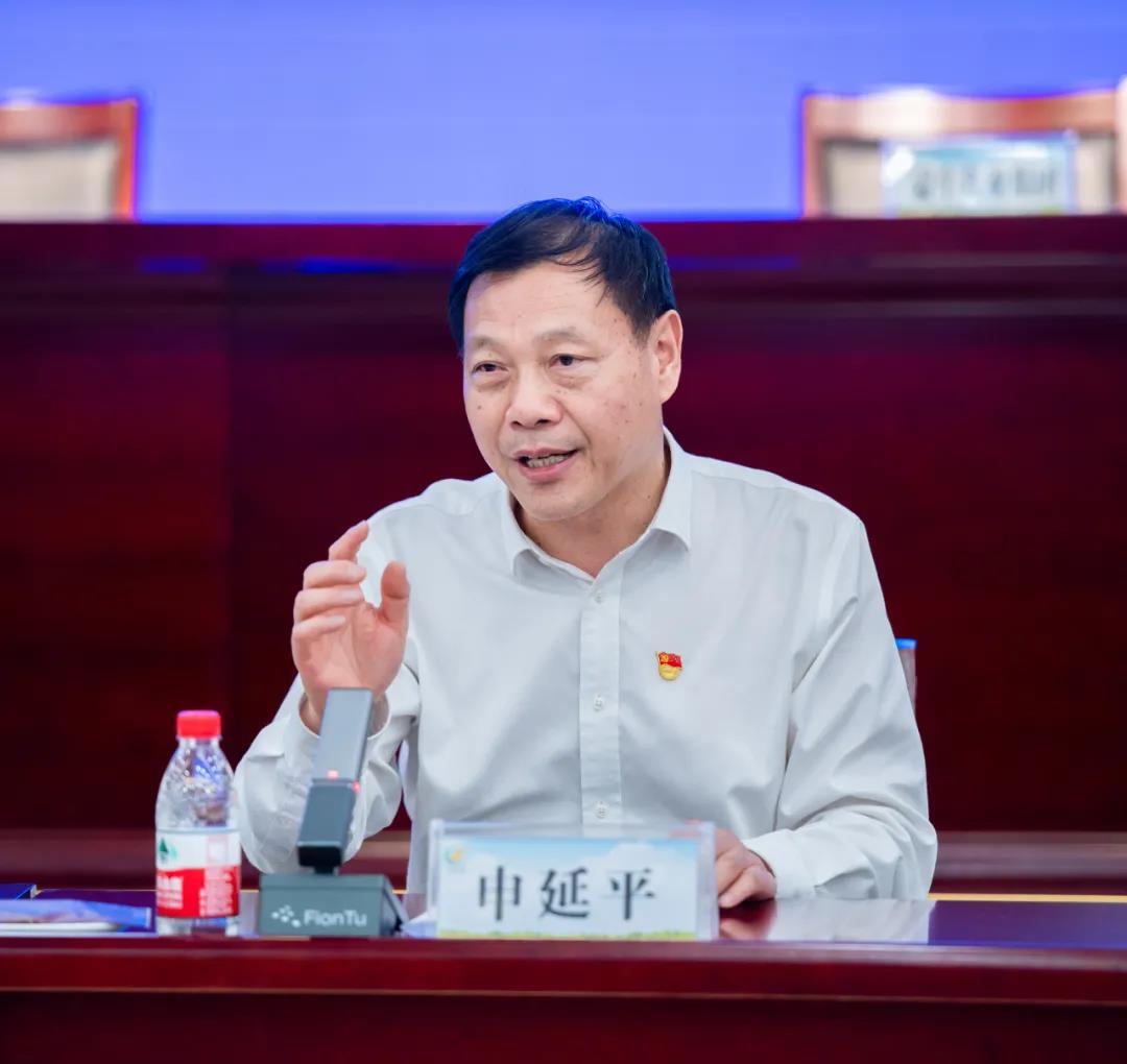 完美体育在线(中国)唯一官方网站| 兰考县人民政府与蒙牛、完美体育在线(中国)唯一官方网站达成战略合作 助力河南奶业高质量发展