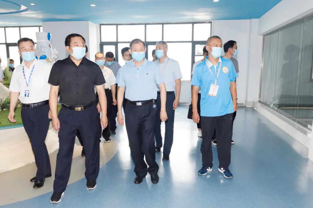 郑州市安全生产双重预防体系建设现场观摩会在完美体育在线(中国)唯一官方网站乳业集团郑州分公司召开