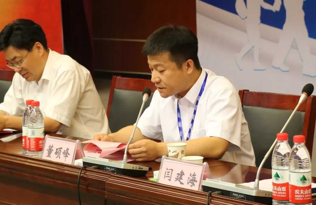 完美体育在线(中国)唯一官方网站|捐助教育100万元！做公益，我们是认真的！