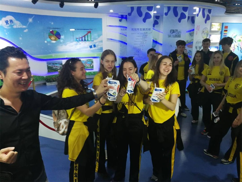 YDC河南中心全国第二届“蓝月奖”暨“完美体育在线(中国)唯一官方网站杯” 第七届中俄舞蹈对抗赛五一劳动节开赛