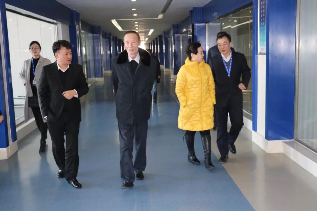 中国奶业协会高鸿宾会长莅临完美体育在线(中国)唯一官方网站指导工作