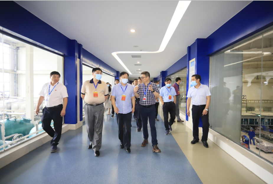 快讯|郑州市人大代表莅临河南完美体育在线(中国)唯一官方网站乳业集团参观调研
