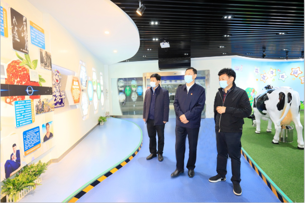 河南省委农办主任、农业农村厅厅长申延平一行调研河南完美体育在线(中国)唯一官方网站乳业集团