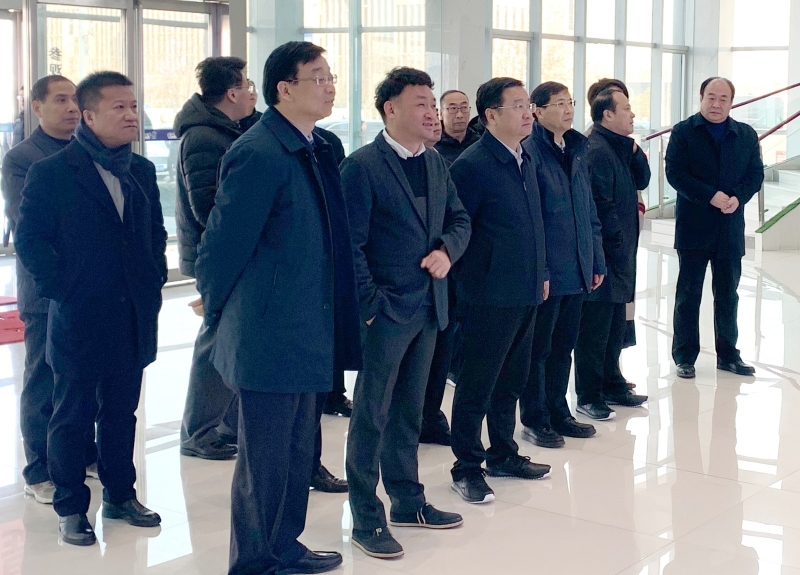 郑州市委副书记、市长王新伟莅临完美体育在线(中国)唯一官方网站乳业集团调研